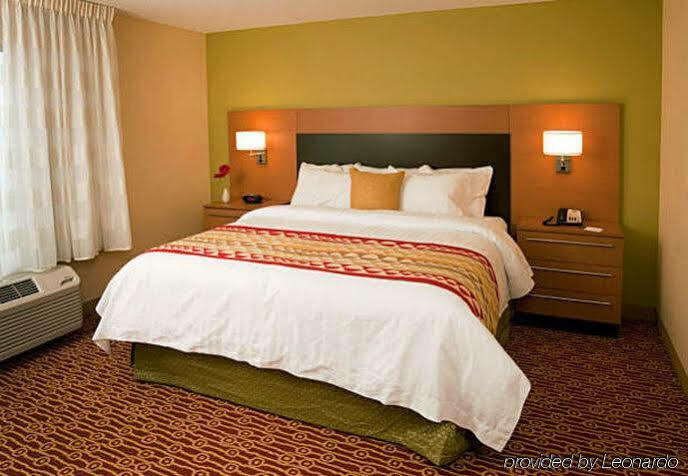 Towneplace Suites Fort Wayne North Extérieur photo